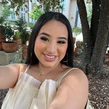 Olivia Danielle Guzman (@oliviaadaniellee_) • Instagram photos and videos