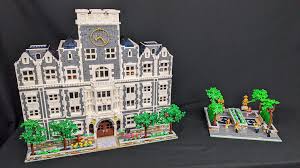 Bricksburg City College Exteriors In 2021 Lego Modular City College City