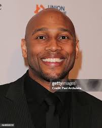 Actor Larry Lowe attends the 6th Annual "Hearts For Hope" gala at The...  News Photo