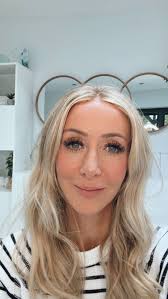 Chatting business with ex- GMTV presenter @woodyymorris To see what is  typical please go to earnings.arbonne.com