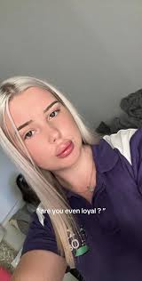 Amy Deas (@_amydeas)