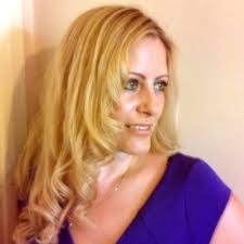 Caroline Nestor's Instagram, Twitter & Facebook