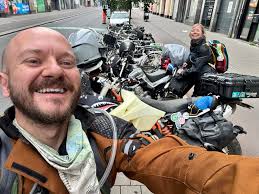 Aujourd'hui TET Pyrénées cote France section 6 direction vers l'est.  Grosses difficultés avant la fromagerie du col del fach 1h45 pour faire  2km. N'y allez pas seul ça semble très risqué. Mais