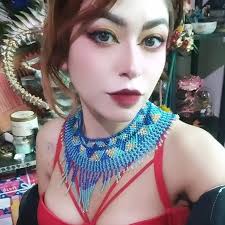 Nakamas, les dejamos un dato más del volumen 86, así se veía Big Mom a la  edad de 28 y 48 años. ¿Qué les parece? xD --- #Nota: Cuando hayan más datos