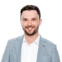 4000+ "* Bird" profiles