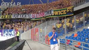 Od sezonu 2010/11 klubem zarządza spółka akcyjna Kibice Podbeskidzie Bielsko Biala Gks Katowice Doping W Drugiej Polowie Youtube