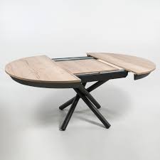 Elles s'adaptent aussi bien à un repas avec un nombre impair ou paire de convives : Table Ronde Extensible Design En Melamine Et Pied Mikado Fahrenheit 4 Pieds Com