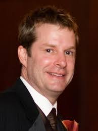 Vincent Tilley's Instagram, Twitter & Facebook