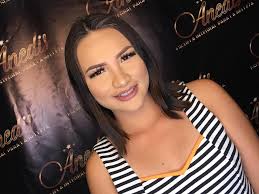 Capacitaciones "El Oro" y Promotores Capelprom Cía. Ltda. żied/et  ritratt...