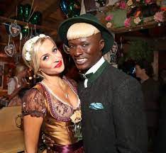 Papis loveday brut champagne black edition.papis loveday is the most successful black male model in the world. Verena Kerth Starportrat News Bilder Gala De