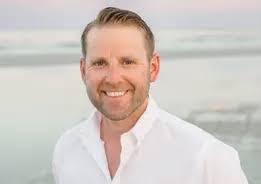 Tyler Akins's Instagram, Twitter & Facebook