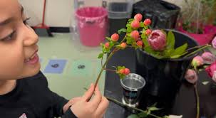 BloomAgainBklyn finds a service-based use for discarded flowers