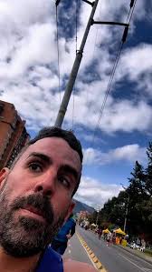 Ciego Corriendo la maratón de 🗽 Existen muchas maratones en el mundo, y  aunque no pude ver esta, la sentí al 100% desde el primer kilómetro 🙌  Hasta ahora, es la más