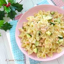 Pasta al salmone e zucchine. Pasta Salmone E Zucchine Ricetta Il Cuore In Pentola