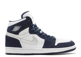 Air Jordan 1 Retro High Co Jp Midnight Navy 2001 Air Jordan 136060 101 White Metallic Silver Midnight Navy In 2020 Air Jordans Sneakers Basketball Sneakers