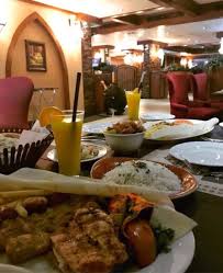 مطاعم وكافيهات جدة Twitterissa ريم البوادي للأفراد والعائلات بدون بارتشن من ٧ صباحا حتى ١٢ ليلا لهم فرعين فرع الروضة وفرع ابحر الشمالية التوتال حدود ١٨٠ الاسعار ممتازة والخدمة جيدة المطعم راقي