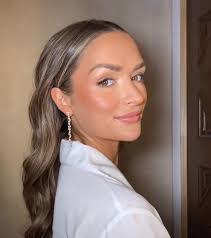 Marissa Schafer's Instagram, Twitter & Facebook