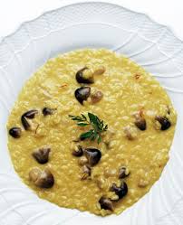 Già con la cottura tradizionale non é da tutti fare un buon risotto, e poi i gusti variano.c'é chi lo preferisce all'onda , quindi molto morbido. Risotto Con Funghi E Zafferano Riso Gallo
