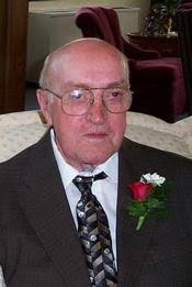 Arthur Sonntag's Instagram, Twitter & Facebook