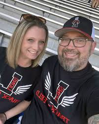 Camas residents committed to creating teen center 'because it's such a  needed thing'