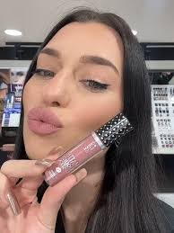 Λατρεύω τους συνδυασμούς κραγιόν με Dust and Cream