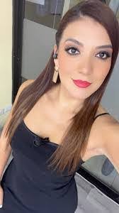 Michelle Rossell's Instagram, Twitter & Facebook