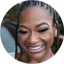 Amber Pierre's Instagram, Twitter & Facebook