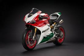 Plan your budget before buying a new car. 2018 Ducati Malaysia Price List Without Gst Released Price Savings From Rm27 672 To Rm2 881 Paultan Org