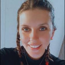 Jacqueline Stenger's Instagram, Twitter & Facebook