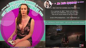 Can dust be beautiful? Yeah I guess depending on how you shine light  through it 🤩