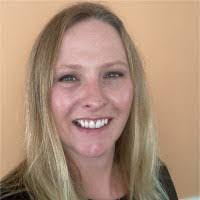 Amanda Sarchet's Instagram, Twitter & Facebook