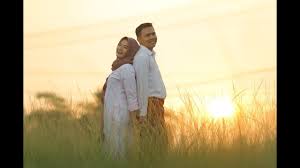 Savesave begron foto for later. Prewedding Of Satria Arta Satriarta By Satria Sambrama Surya