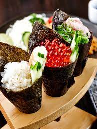 Salmon Roe Hand Roll Sushi Hand Roll Sushi Yummy Food Salmon Roe