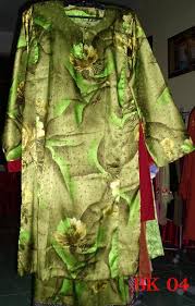 Baju melayu cekak musang kain samping motifnya sama dengan celana dan baju. Baju Kurung Selamat Datang Ke Bazaar Online Page 3