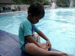 Hotel murah di bandung dengan fasilitas kolam renang. Banyak Kaki Pengunjung Terluka Kolam Renang Hotel Marissa Dikeluhkan