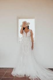 Maybe you would like to learn more about one of these? Essense Bridal Collection D3324 Welcome To What S Up Europe Bridal Shop Visalia Ca 93291 Bridal Gowns Mother Of The Bride Special Occasion