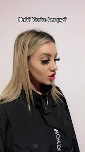 n a o m i (@naomikelemen)