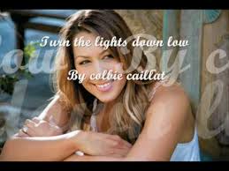 Colbie Caillat Covering Bob Marley S Turn Your Lights Down Can T Even Handle My Excitement Colbie Caillat Bob Marley Best Songs