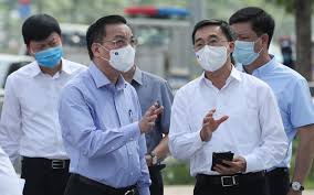 27 cán bộ, chiến sĩ công an hà nội được đưa vào diện f1 khi đưa các đối tượng vi phạm pháp luật. W72zy1wbm0yvum