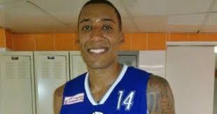 LO QUE PASO HOY: BENJAMIN COLON HEROE DE LA VICTORIA DE TITANES ANTE METROS  11 7 2013