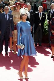 Serán bodas de caspa, bodas de basura, bodas de mugre. Maria Jose Suarez Bailarinas Plegables