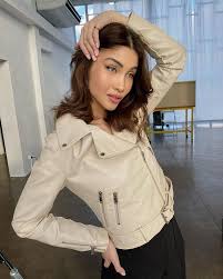 Tym razem moim gościem jest żaklina z top model, z którą. Zaklina Z Top Model Powiedziala Tak Zareczyny Jak Z Bajki A Pierscionek Robi Wrazenie Wow