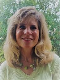 Cindy Brewer's Instagram, Twitter & Facebook