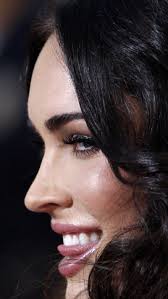Megan fox is a name that brings a smile to millions of faces and makes the heart got crazy with joy. Megan Fox Hd Wallpapers For Iphone Wallpaper Cave