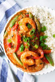 Toss wide rice noodles with curry. Morning News How To Make Shrimp Curry With Prepared Roland Red Curry Paste Thai Red Curry With Shrimp Byrd House Paleo For A Vegan Or Vegetarian Version Simply Omit This