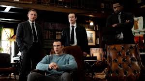 Chris evans' irish aran sweater in knives out goes viral and we love it. Blue Sweater Worn By Ransom Drysdale Chris Evans In Knives Out Spotern