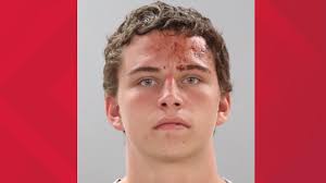 Deputy hospitalized after 'serious' head-on crash while responding to call 