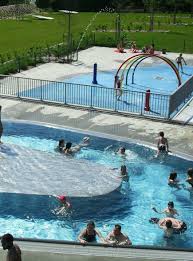 Piscines A Rennes Parcs Aquatiques Activites Enfant Citizenkid