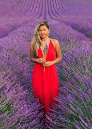 Lady Lavender Lady In Red Photo Credit Endre Romoren Valensole Lavender Lavandes Purple Lavande Lavande Valensole Provence