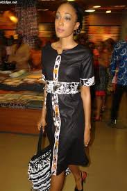 Si vous voulez photographier la mode à abidjan, côte d`ivoire, vous faites la même chose. Gothique Steampunk Demonia Gothique